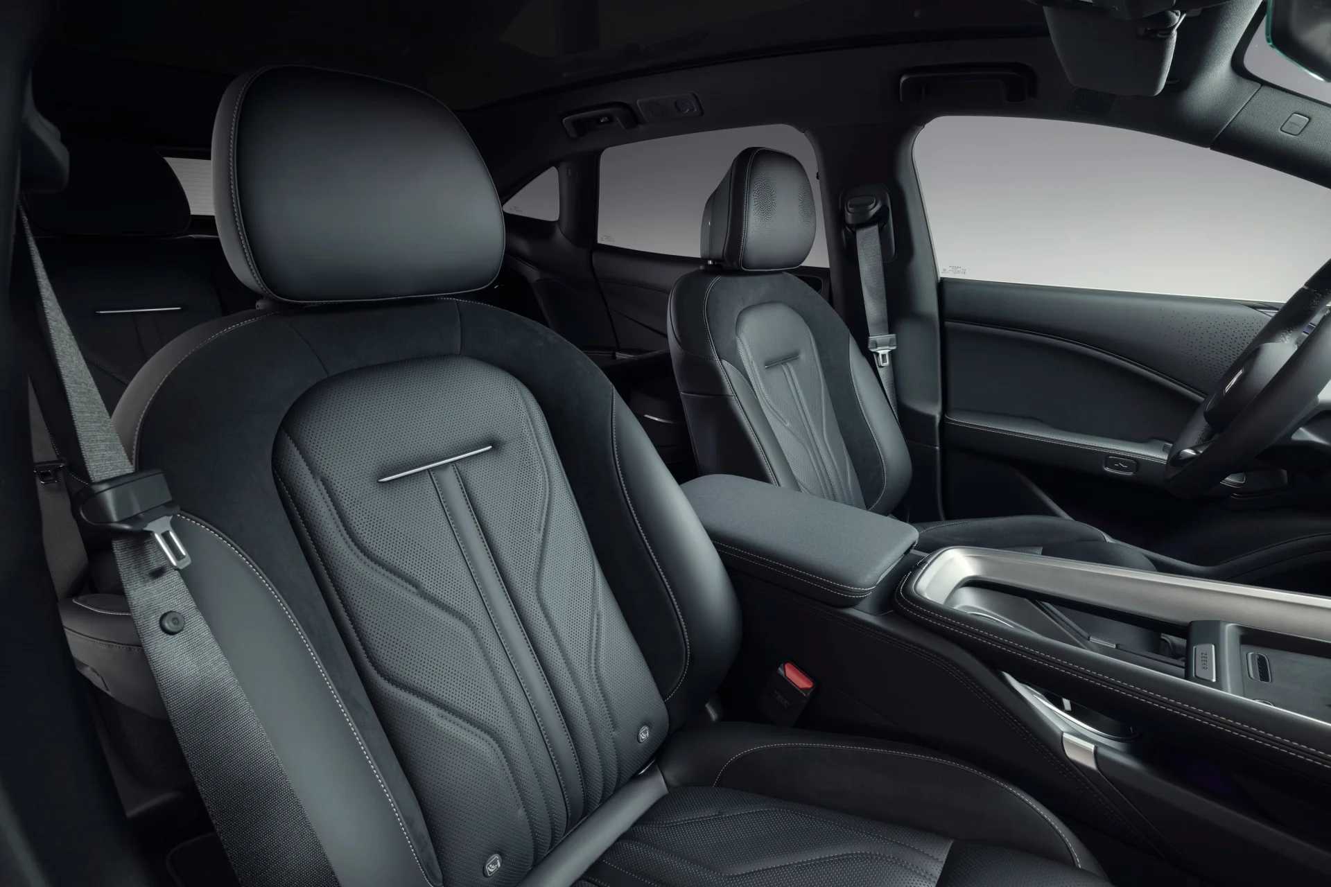 Zeekr 007 GT interior